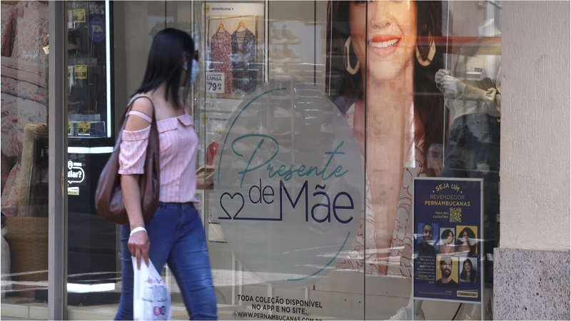 Dia das Mães deve movimentar lojas e restaurantes da região