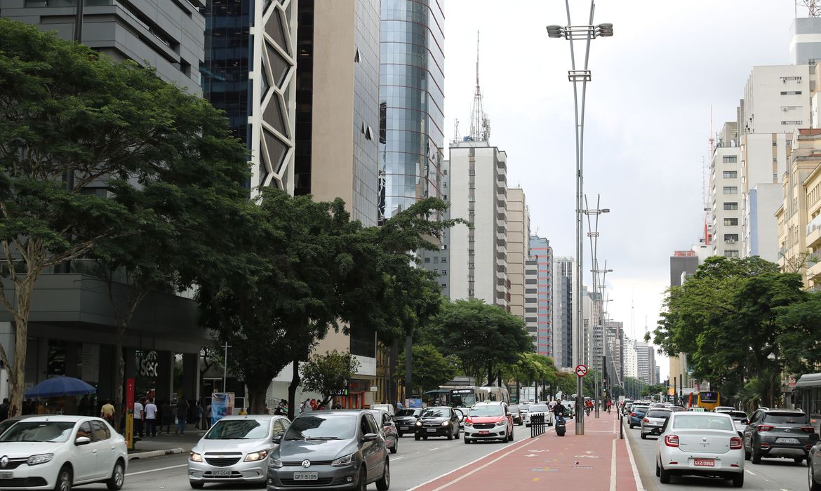 PIB Paulista cresce 2,4% no primeiro semestre