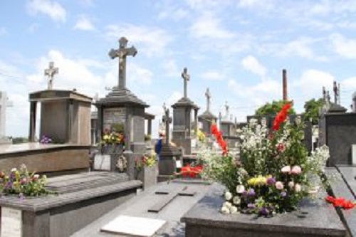Cemitérios Municipais de Taubaté funcionarão no Dia das Mães