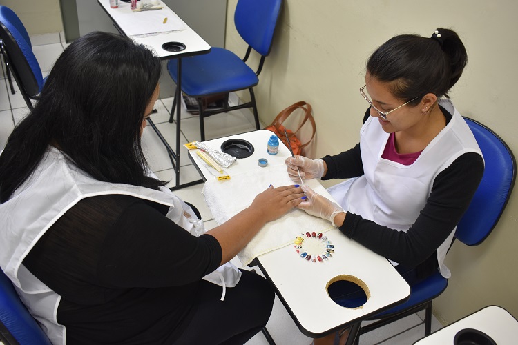 Unidade da Escola do Trabalho abre inscrições em diversos cursos gratuitos