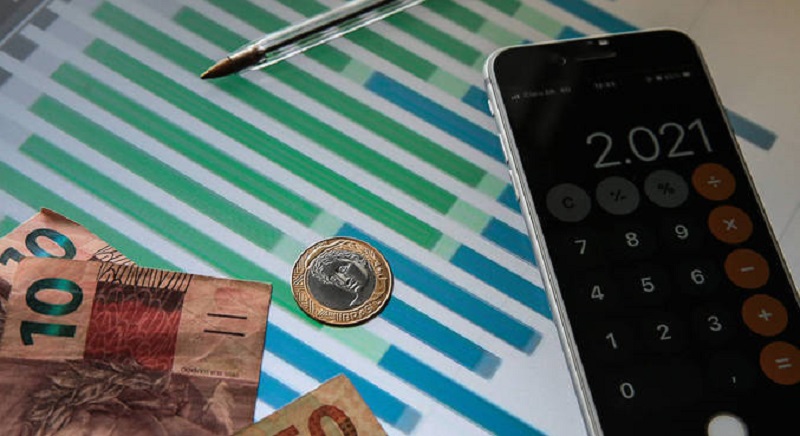 Com demanda interna aquecida, economia cresce 0,3% em maio