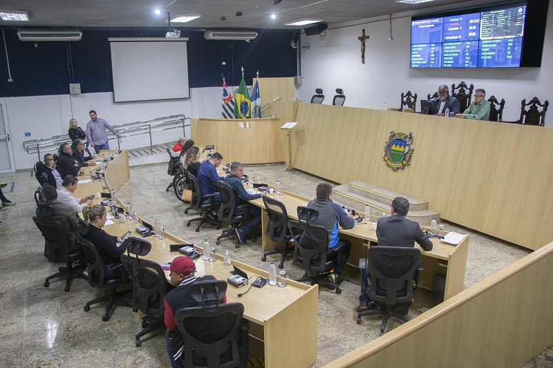 Câmara de Taubaté rejeita contas de 2019 do ex-prefeito Ortiz Junior