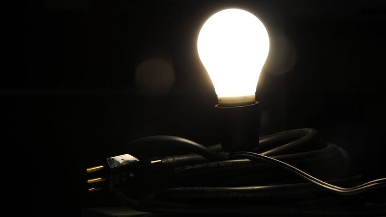 Aneel anuncia bandeira verde nas tarifas de energia para setembro