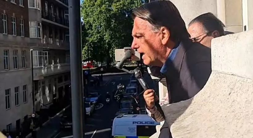 Advogados eleitorais veem possível abuso de poder de Bolsonaro em Londres
