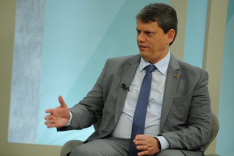Tarcísio de Freitas é eleito Governador de São Paulo