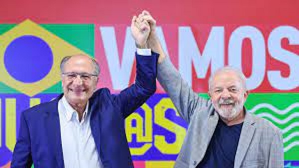 TSE aprova contas da campanha eleitoral de Lula e Alckmin