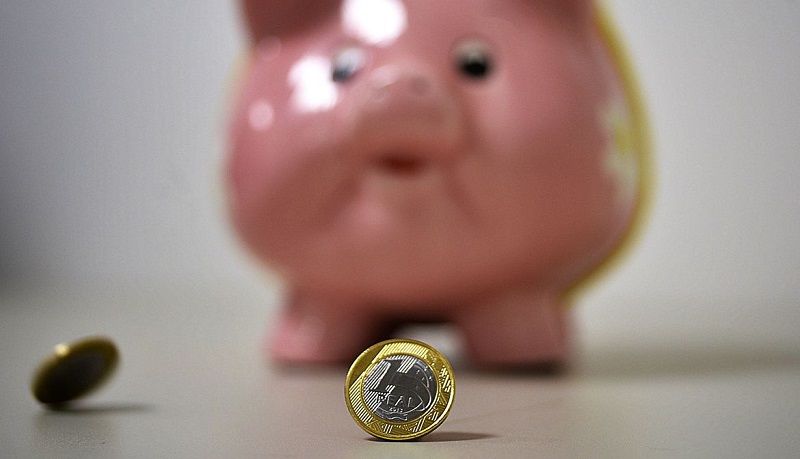 Poupança rende mais que inflação pela primeira vez desde 2018