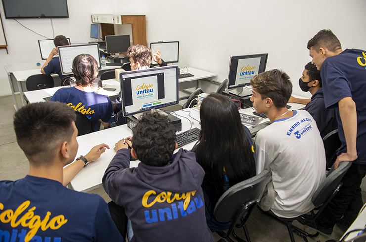 Unitau sedia Fórum Permanente de Educação