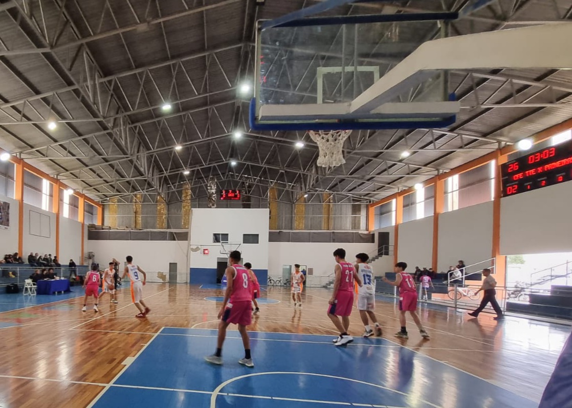 Taubaté enfrenta Clube Paineiras do Morumby pela classificação no Campeonato Paulista de Basquete Sub 15