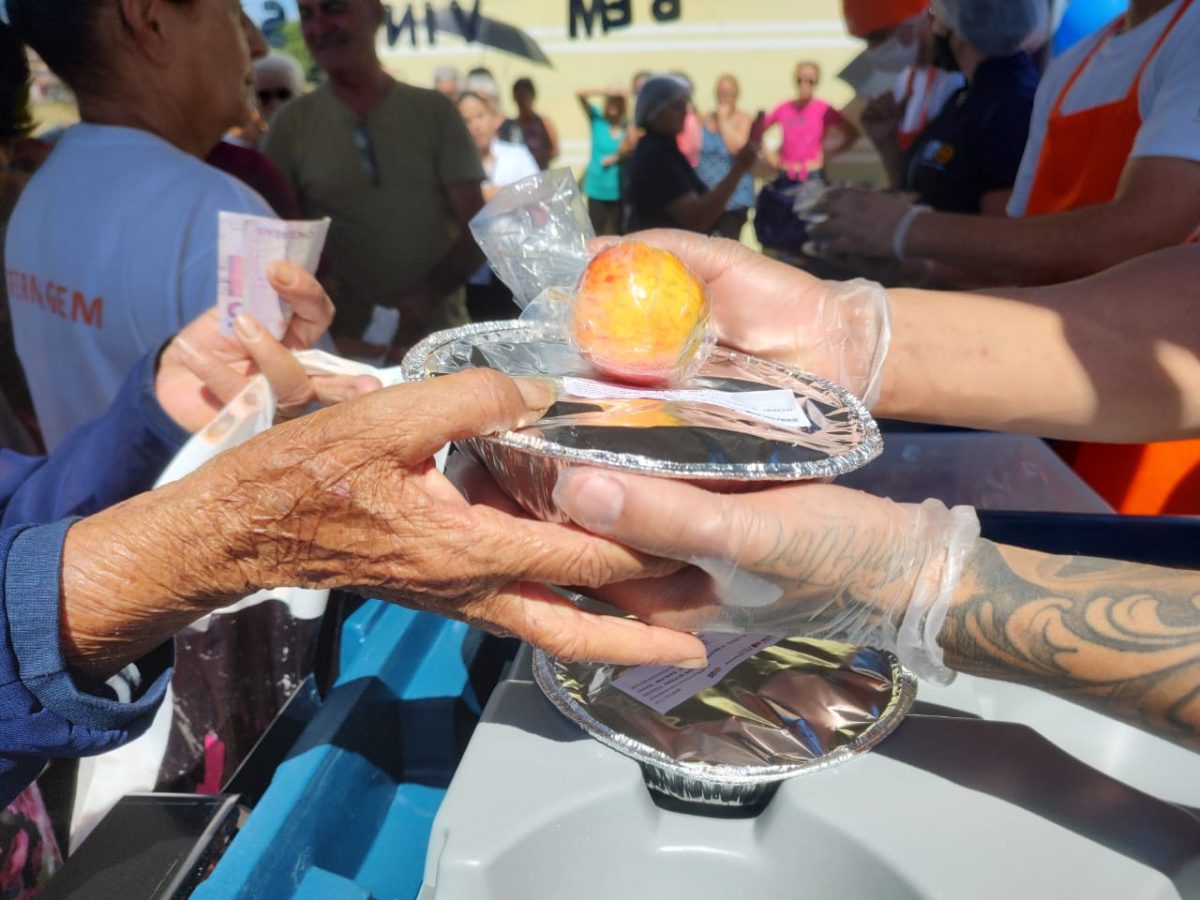 Bom Prato Móvel serviu mais de 4500 refeições em 15 dias