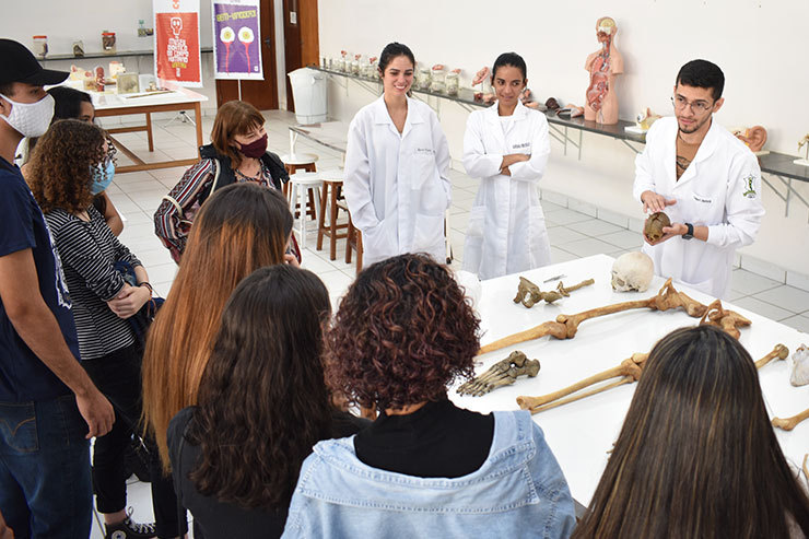 Portas Abertas Unitau apresenta estrutura do curso de Medicina ao público