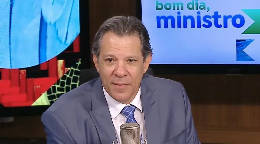 Governo espera renegociação de R$ 50 bilhões pelo Desenrola até o fim do ano, diz Haddad