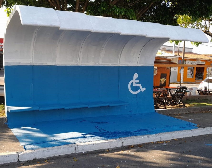 Semob revitaliza cerca de 200 abrigos de pontos de ônibus desde o início do ano