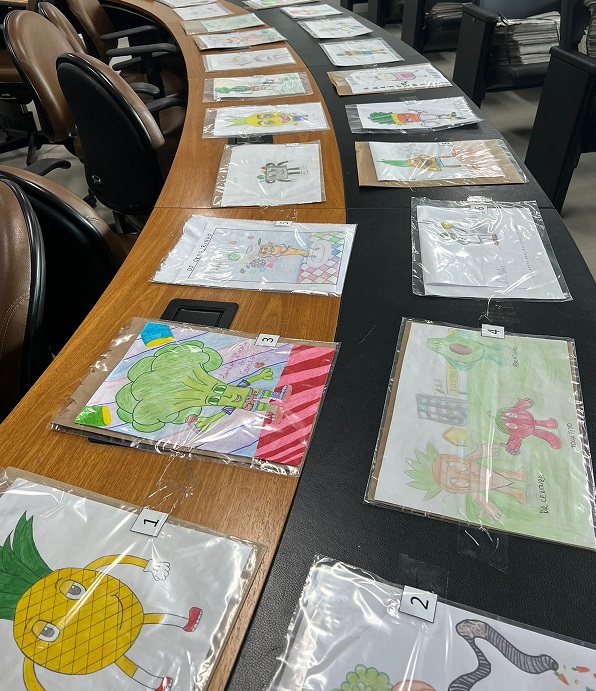 Alunos participam de concurso para criação de mascote da educação alimentar e nutricional