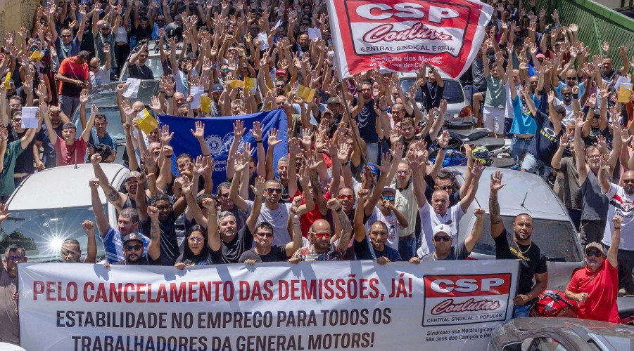 Metalúrgicos da General Motors de São José dos Campos entram em greve por tempo indeterminado