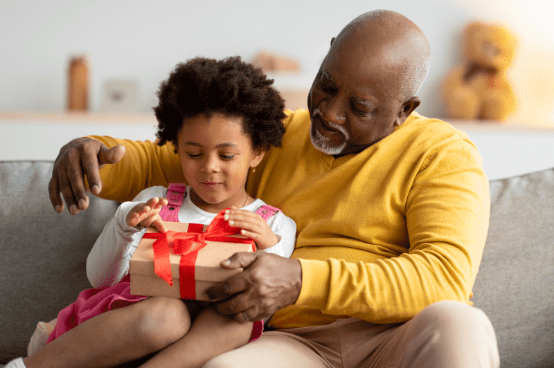 Dez dicas do Procon para compra segura de brinquedos no Dia das Crianças