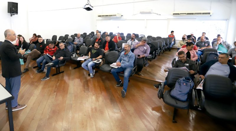 Metalúrgicos podem paralisar atividades pelo aumento real na Campanha Salarial 2023