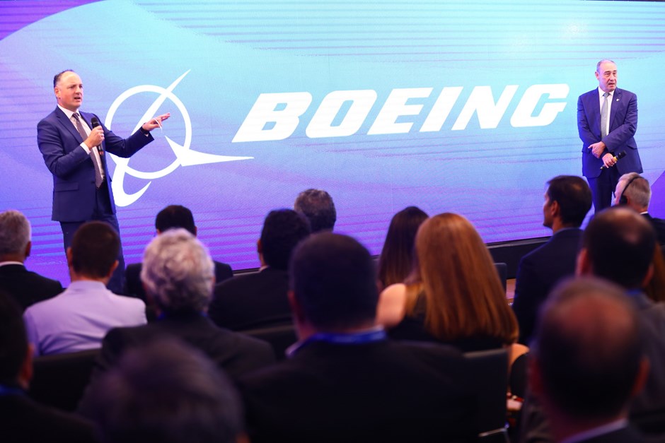 Boeing inaugura Centro de Tecnologia em São José