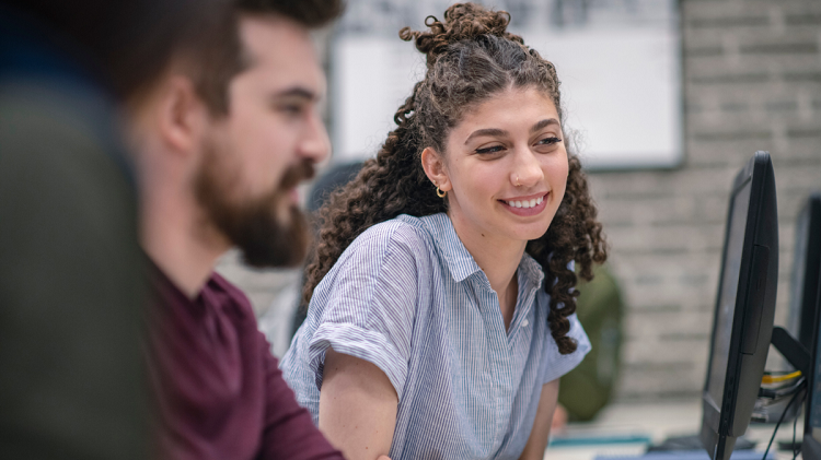 Escolas do Trabalho abrem 890 vagas para cursos profissionalizantes