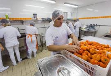 Bom Prato Taubaté promove curso de salgados congelados de graça