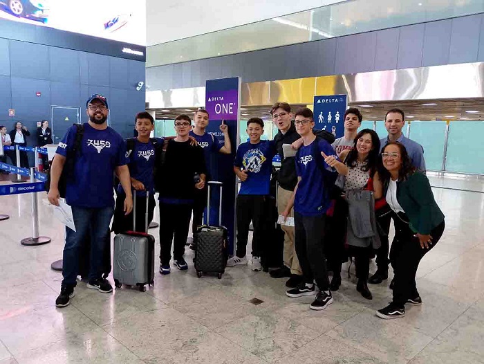 Aluno de Taubaté viaja aos EUA para competição de robótica