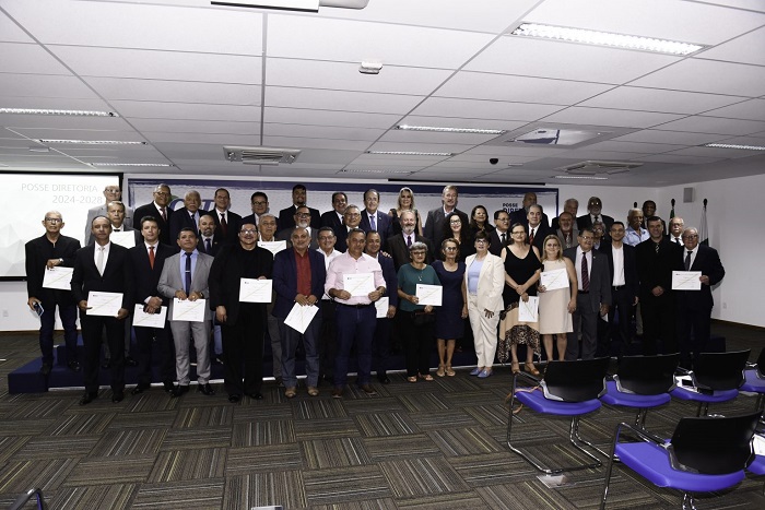 Confederação Nacional dos Trabalhadores no Comércio: Motta é o Presidente; Carlos Dionísio é Diretor