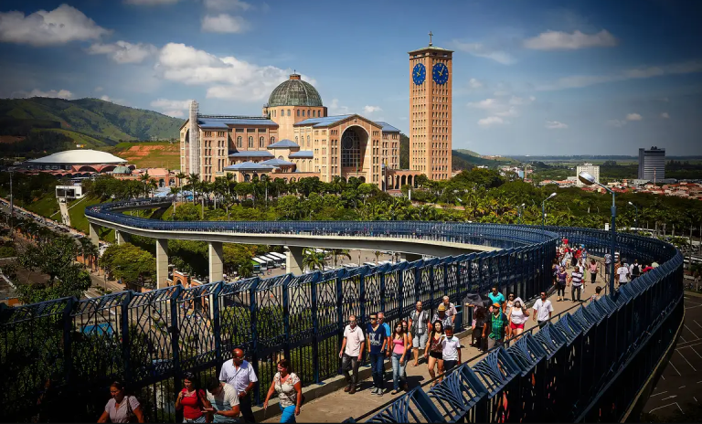 Feriado de Corpus Christi deve movimentar R$ 5 bilhões no turismo de SP