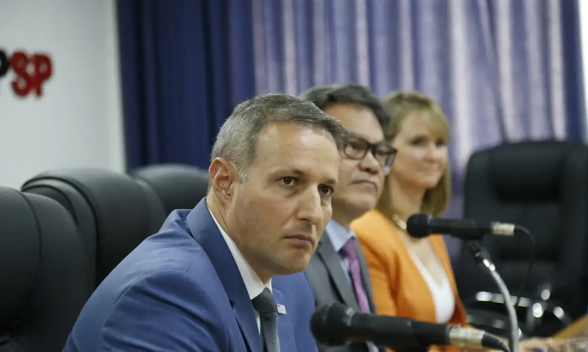 Deputados de São Paulo pedem impeachment de Secretário de Segurança