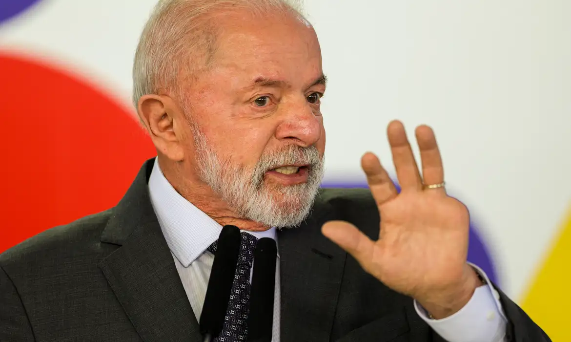Lula anuncia nesta quarta R$ 30 bilhões para empresas afetadas por tarifaço