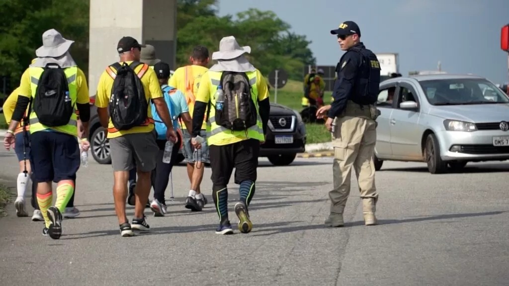 Mais de 40 mil romeiros na Dutra em 2025: segurança é desafio nas caminhadas de fé