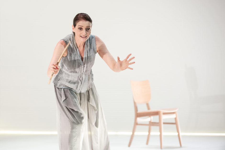 Denise Fraga ministra palestra em São José na próxima segunda