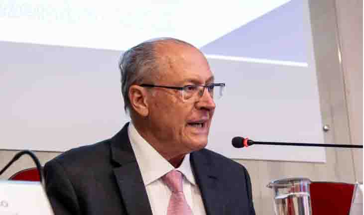 Alckmin: Brasil não perde competitividade com tarifa de 10% dos EUA