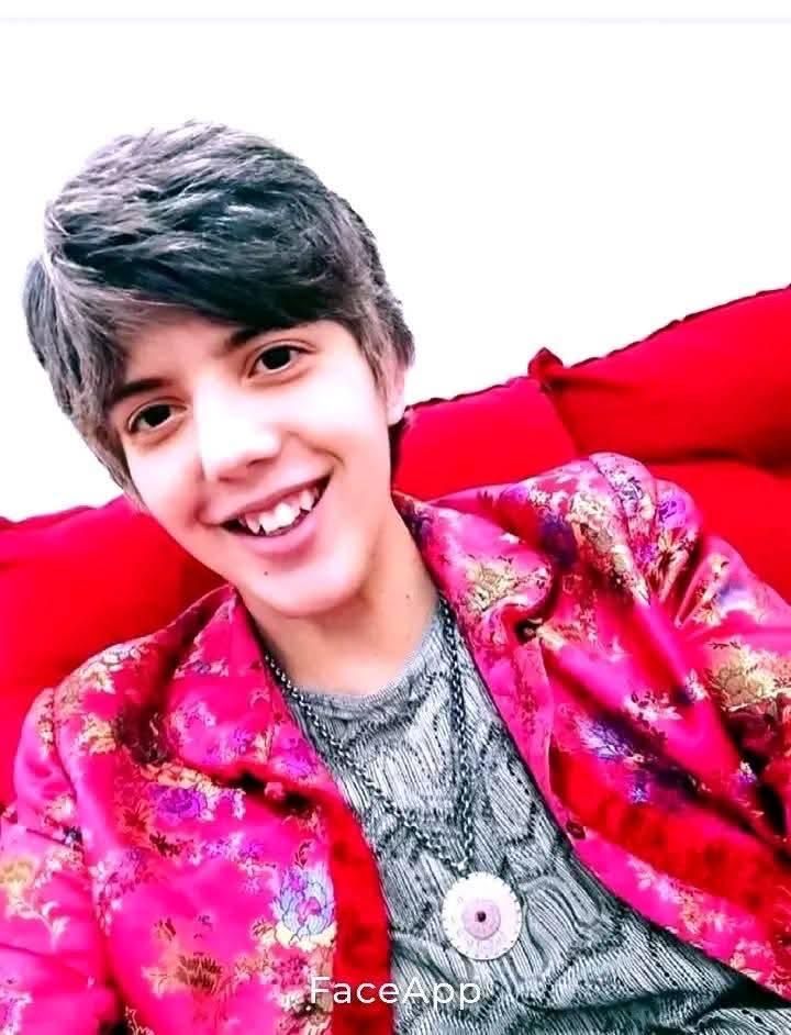 Renomada astróloga Inês de Paula realiza previsões para Taubaté e Região