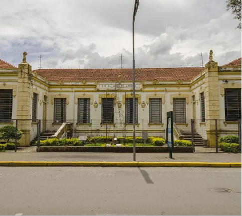 Prefeitura de Cruzeiro inaugura Memorial da Revolução de 1932 no prédio onde foi assinado o armistício da guerra