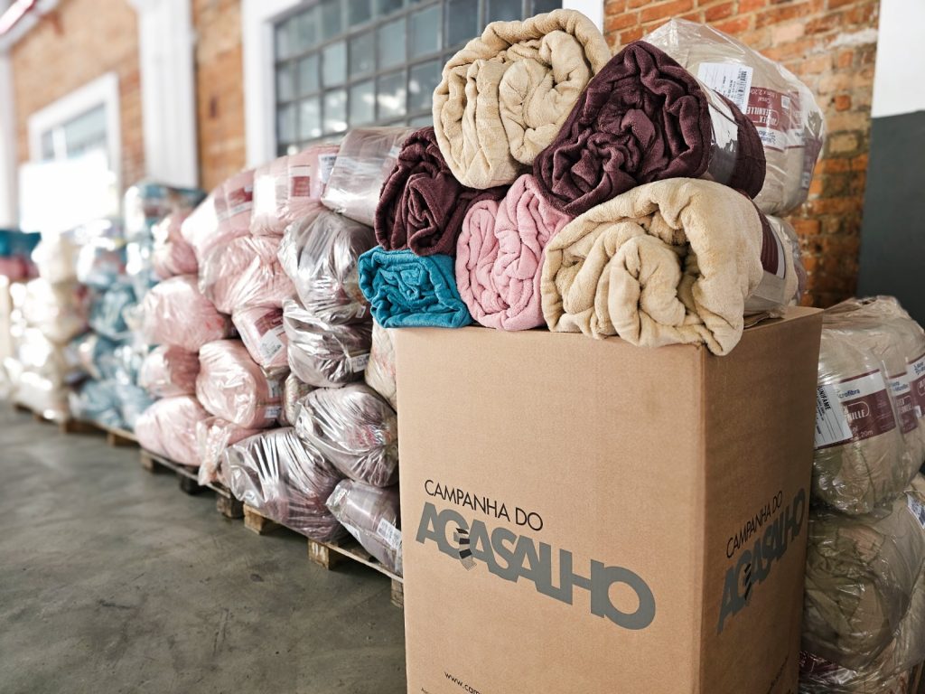 Com a chegada do frio, Fundo Social de SP reforça Campanha do Agasalho 2026