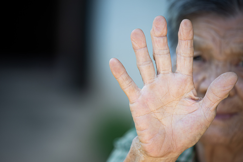 Violência contra idosos gera mais de 8 mil violações de direitos no Vale do Paraíba em 2026