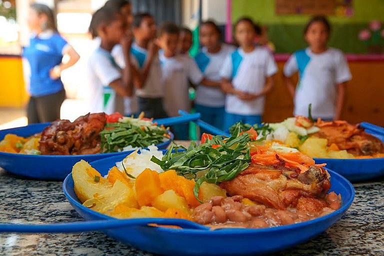 Relatório da ONU confirma que Brasil permanece fora do Mapa da Fome e aponta melhora em indicadores