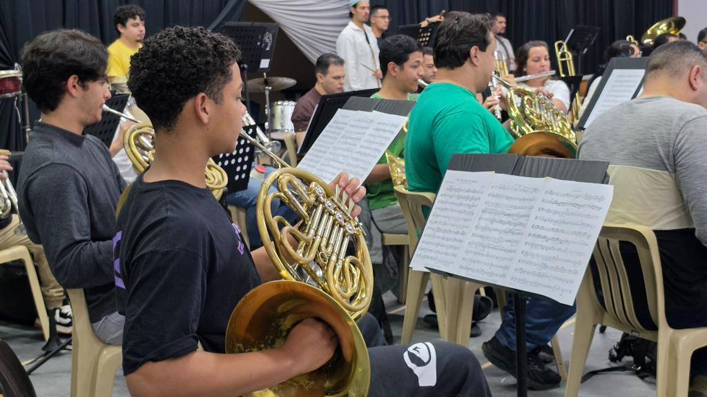 Banda Sinfônica e Orquestra Jovem realizam apresentações gratuitas nesta semana no Sesc