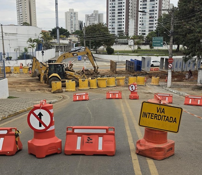 Obras contra enchentes na Avenida do Povo alteram acesso ao Pronto-Socorro Municipal
