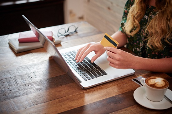 Brasileiros estão comprando cada vez mais online