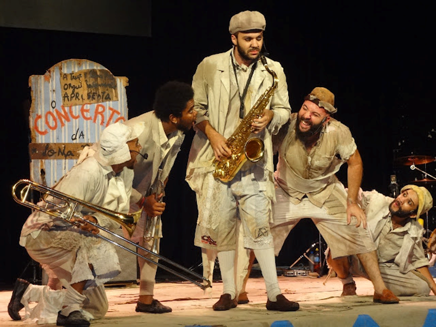 Sesc Taubaté recebe o espetáculo circense “O Concerto da Lona Preta”, neste domingo, 9