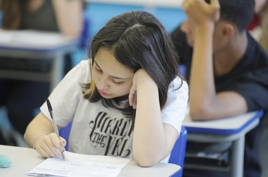 Estudantes de fora da rede estadual de SP podem se matricular para 2027 até sexta-feira