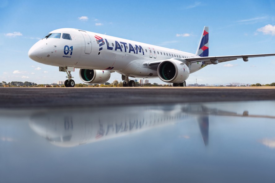 Latam recebe primeiro Embraer E195-E2 e prepara estreia comercial para novembro